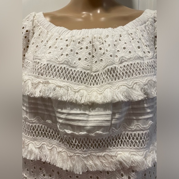 NWT Chelsea & Theodore embroidered top size XL - Picture 2 of 4